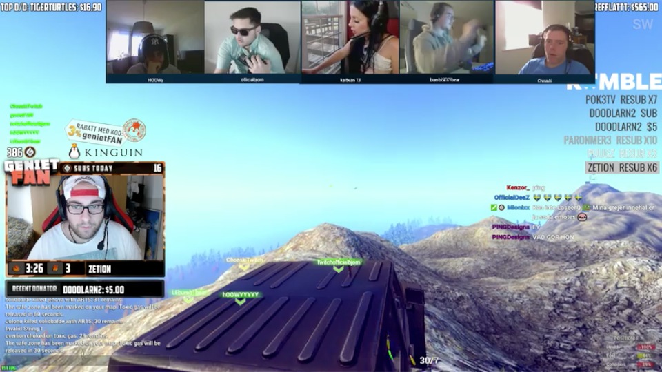 joueuse-montre-seins