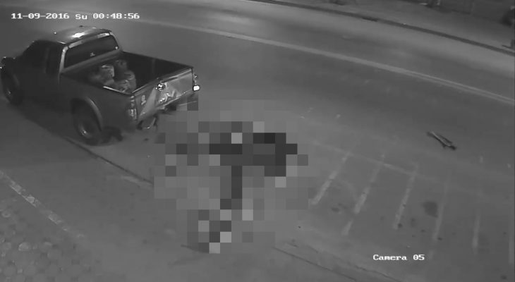 motards-foncent-pickup